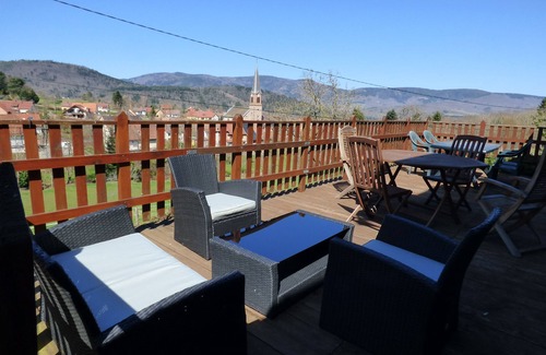 Neuve-Eglise House | Country gite, centre of Alsace, near vineyard, between Colmar & Strasbourg, wifi