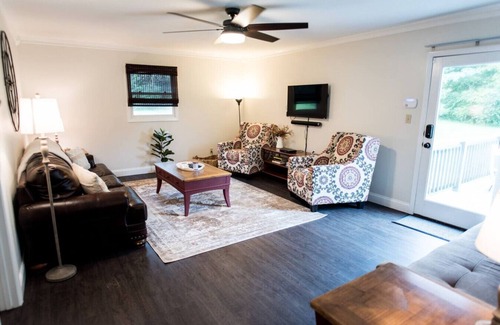 Powell Villa | Country home, soaker tub, firepit, 11mi to UTK