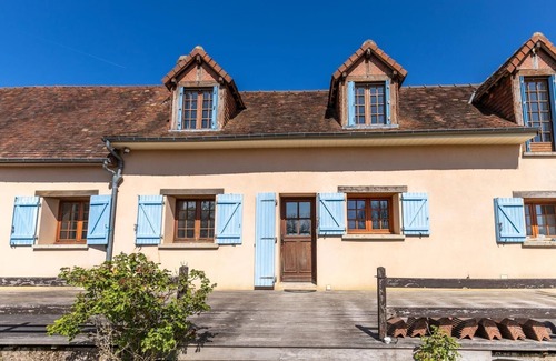 Chauvigny-du-Perche House | Country house - large garden/terrace. Pets allowed