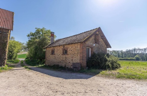 Chauvigny-du-Perche House | Country house - large garden/terrace. Pets allowed