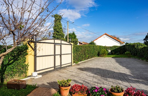 Susacasa House | Country House 'Apartamento Naranja' with Shared Garden