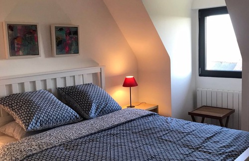Plomodiern House | Country house, beaches, walking, cycling, kite/surfing, dog friendly