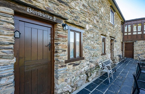 Espasante House | Country House 'Bimbieiro' with Shared Terrace, Shared Garden and Wi-Fi