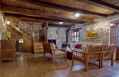 Rimor House | Country House 'El Pajariel I' with Mountain View and Barbecue with Recreation Area