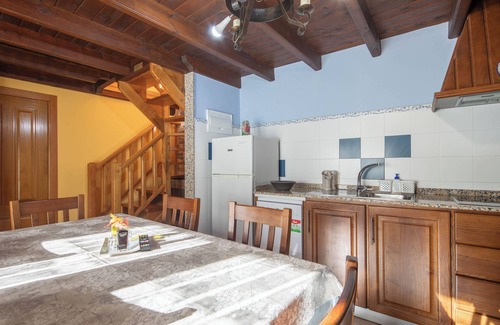 Boboras House | Country House 'O Forno Do Curro -Casa Da Amendoa' with Mountain View