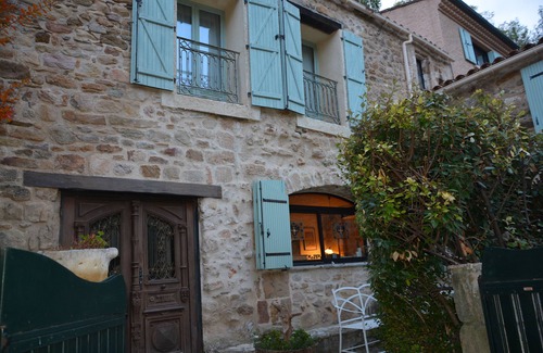Saint-Etienne-de-Gourgas House | Country house set in a rural location with terraced gardens and stunning pool