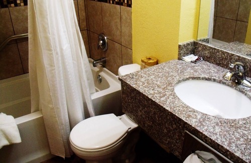 Sterling Hotel | Country Inn Sterling