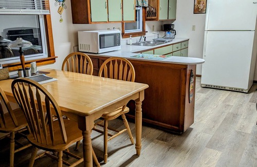 Lake City House | Country Lodge in a park-like setting