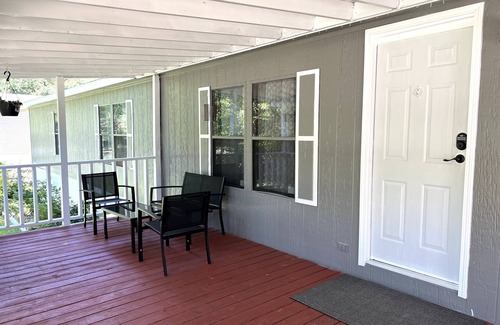 Magnolia House | Country style - Entire home in Magnolia with pool