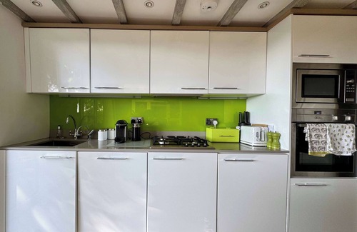 Macclesfield House | Countryside Cottage with Stunning Views