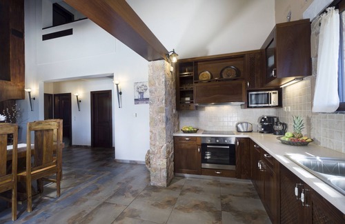 Litsarda Villa | Countryside Large Pool villa Nafsika w/Childrens Play Area 6 km to the Beach.