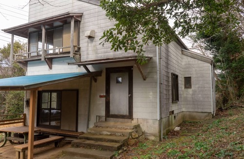 Ihama Cottage | Courtside detached house for 20 people Free linen/Kamo-gun Shizuoka