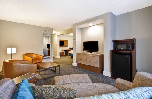 Hyannis Hotel | Courtyard By Marriott Cape Cod Hyannis