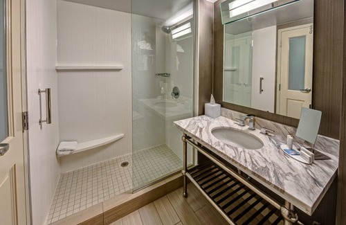 Herndon Hotel | Courtyard by Marriott Dulles Airport Herndon