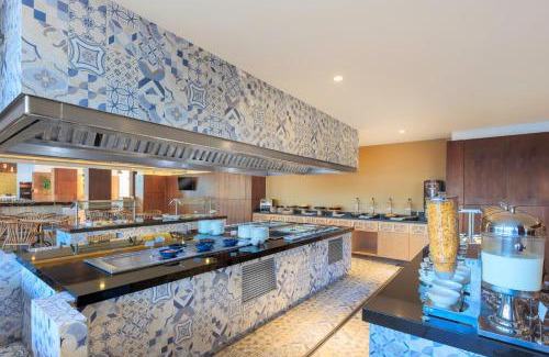 Zona Dorada Hotel | Courtyard by Marriott Mazatlan Beach Resort