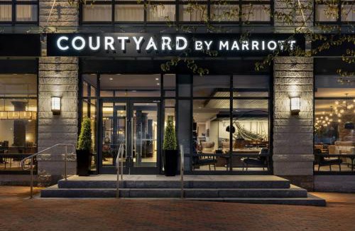 Portland Hotel | Courtyard by Marriott Portland Downtown/Waterfront