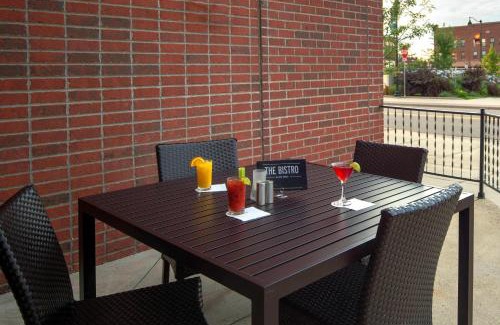 Downtown Hotel | Courtyard by Marriott St. Cloud
