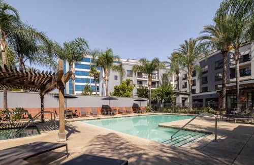 Burbank Hotel | Courtyard Los Angeles Burbank Airport