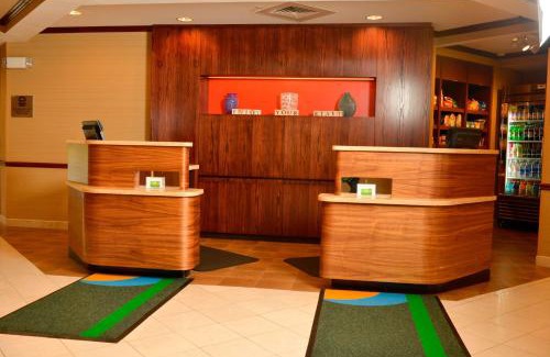 Middlebury Hotel | Courtyard Middlebury