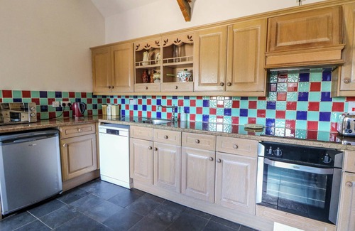 Penbryn Cottage | COVE COTTAGE, pet friendly, character holiday cottage in Llangrannog