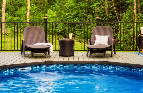 Gatlinburg - Pigeon Forge Cabin | Cove Creek Cabin ~ HeatedPool ~ Theater ~ Sauna ~ 2xGameRoom ~ FirePit ~ Fishing