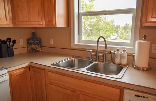 Shelby Condo | Cowboy Condo in Charming Shelby