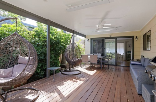 Cowes House | Cowes Cottage - short walk to the main street