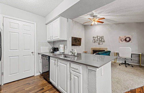 North Arlington Apartment | Cozy 1-bedroom apartment with WiFi, AC in charming Arlington