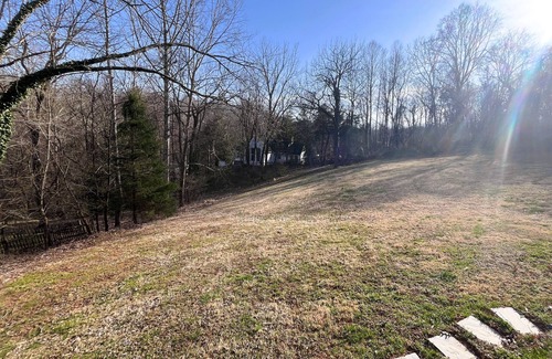 Lynchburg Apartment | Cozy 1-bedroom apartment in Lynchburg. Peaceful neighborhood, 15 min to LU