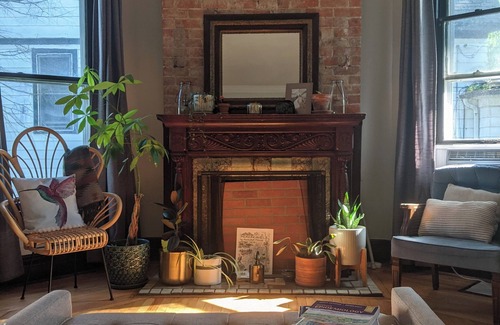 Ypsilanti Apartment | Cozy 1-bedroom apartment with WiFi, AC in charming Ypsilanti.