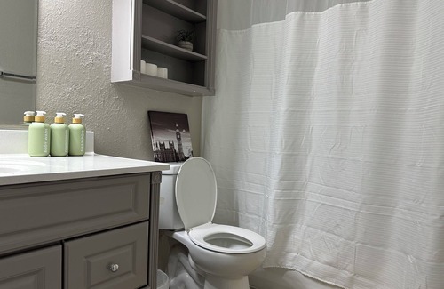 Sherman Apartment | Cozy 1-bedroom apartment with AC and WiFi in charming Sherman