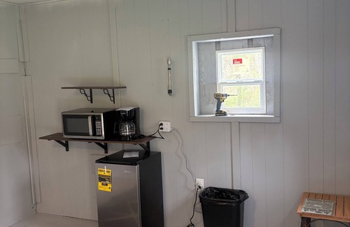 Dushore Cabin | Cozy 1-bedroom cabin in Dushore at Rocky Valley Campground Cabin 2