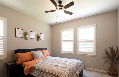 Santa Ana Heights House | Cozy 1 bedroom Guest Suite
