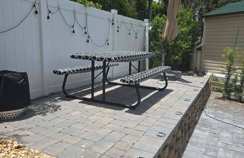 Four Corners House | Cozy 1-bedroom home with AC, pool, club house, and fitness room in Clermont