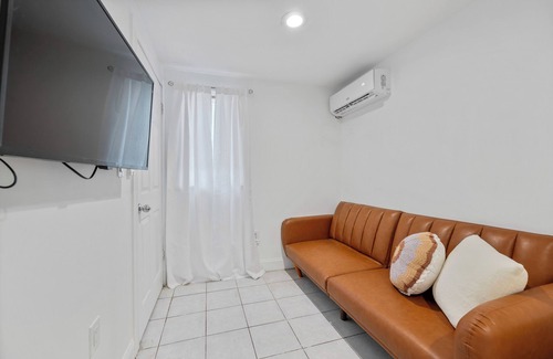 North Bergen Apartment | Cozy 1-bedroom with AC and WiFi in charming North Bergen
