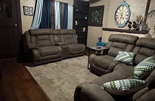 El Paso Apartment | Cozy 1bd- 1ba apartment with AC, in vibrant El Paso close to UTEP
