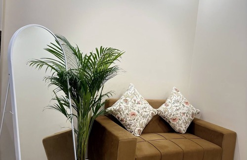 Gurugram Apartment | Cozy 1bhk on golf course road, gurgaon