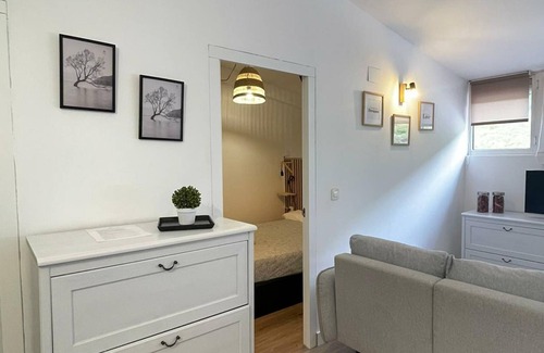 Jaca Apartment | Cozy 1BR Apartment in Astun Ski Resort, 4 Guests, Great for Skiing!