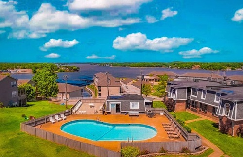 Osage Beach Condo | Cozy 1BR Condo - Pool & Wi-Fi