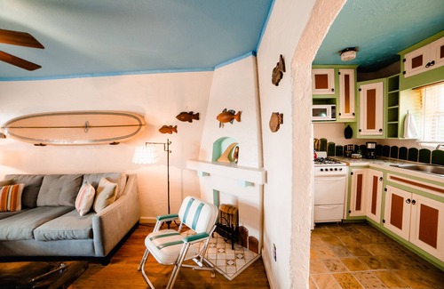 Port Isabel Apartment | Cozy 1BR Getaway/Poolside Hideout in Historic Port Isabel