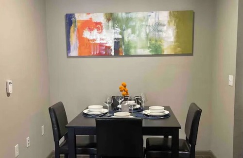 Grogan's Mill Apartment | Cozy 1BR w/King bed 10 min. to Market St w/dining, shopping, waterway, & more!