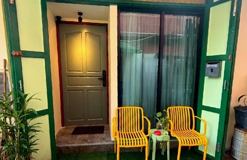 Talat Yot Apartment | Cozy 2-bedroom apartment with AC in Khaosan road