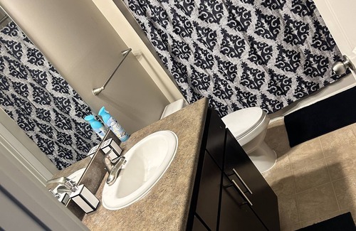 Charlotte Apartment | Cozy 2-bedroom apartment in charming Charlotte with AC, fitness room, WiFi