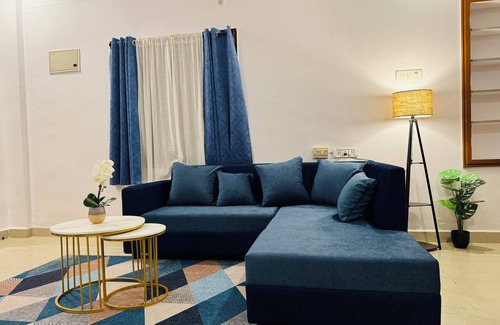 Tirupati Apartment | Cozy 2-bedroom apartment with AC, WiFi in nice Tirupati