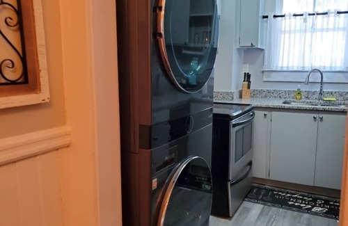 Eastside Condo | Cozy 2-bedroom condo in charming Savannah 10 minutes to downtown and river st