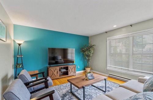 McKownville Condo | Cozy 2-bedroom condo in serene Albany near Hospital, University, downtown Albany