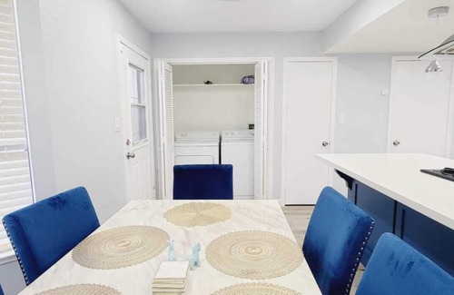 Greenacres Condo | Cozy 2-bedroom + office condo in Bakersfield! Entire place for you