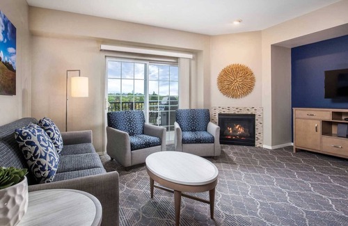 Solvang Apartment | Cozy 2-bedroom resort in charming Solvang.