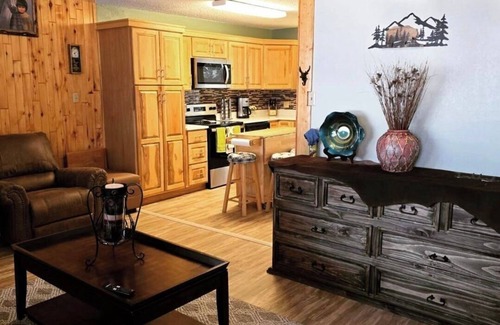Ruidoso Condo | Cozy 2-bedroom Ruidoso Retreat