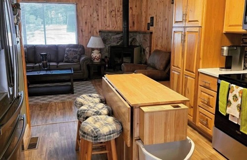 Ruidoso Condo | Cozy 2-bedroom Ruidoso Retreat